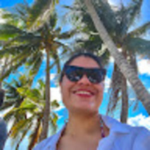 Meet your Posher, Alejandra